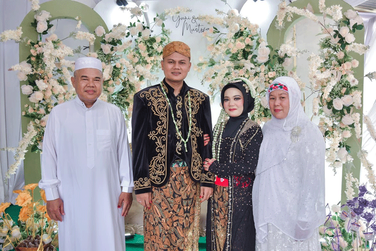 musthafa-dan-wahyuni05